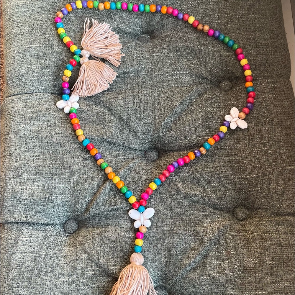 beads fashion necklace with tassel